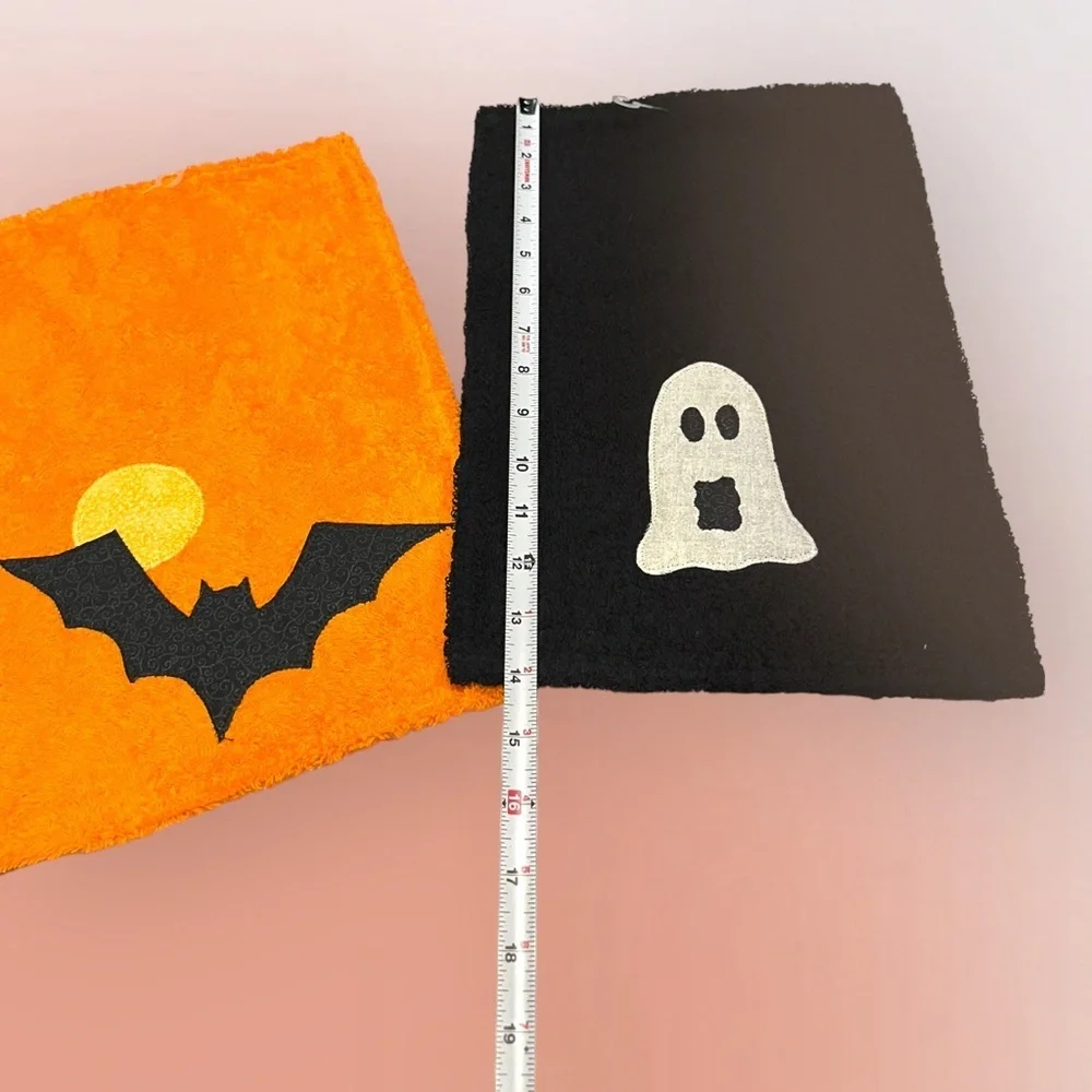 *Lot/3 𝑯𝒂𝒏𝒅𝒎𝒂𝒅𝒆 Halloween HandTowels